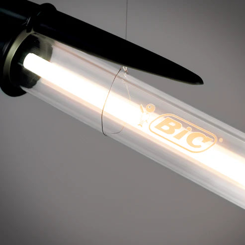 Seletti lampada BIC rossa