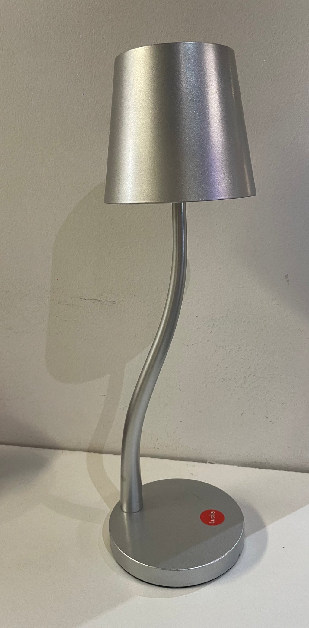 lampada tavolo VIRGOLA
