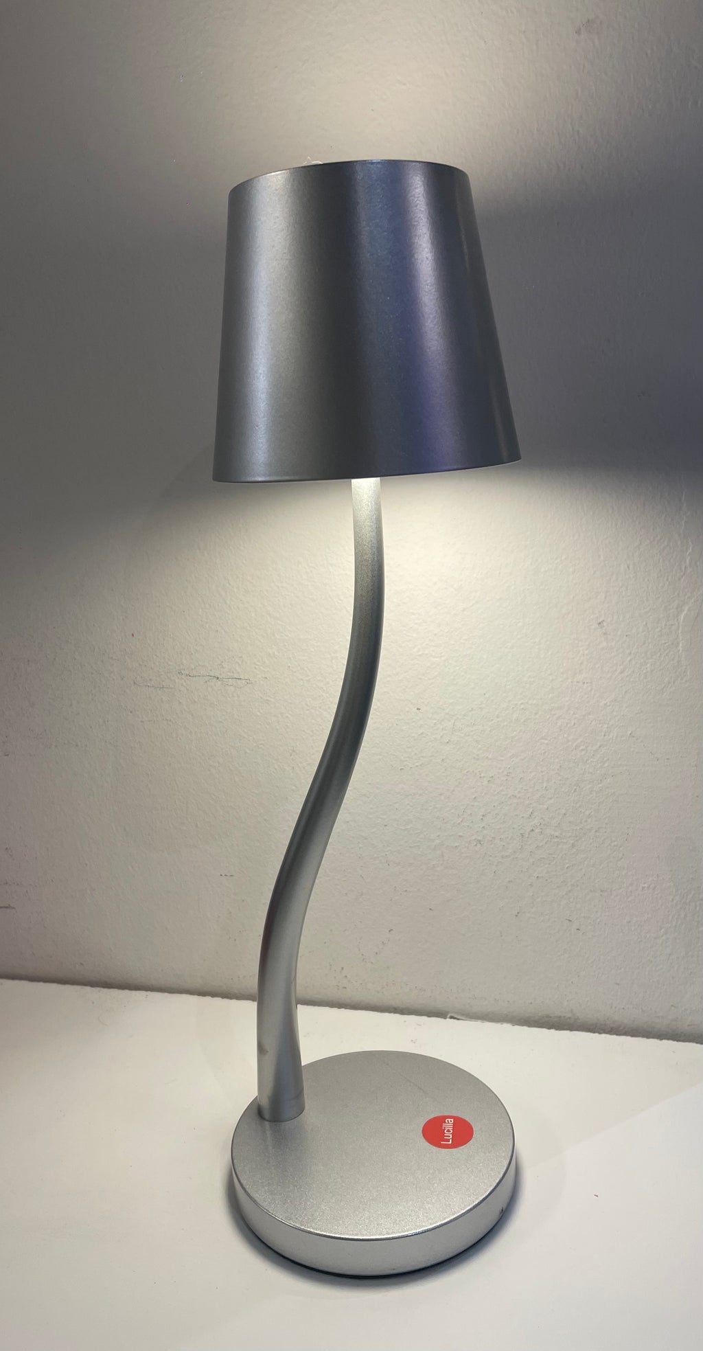 lampada tavolo VIRGOLA