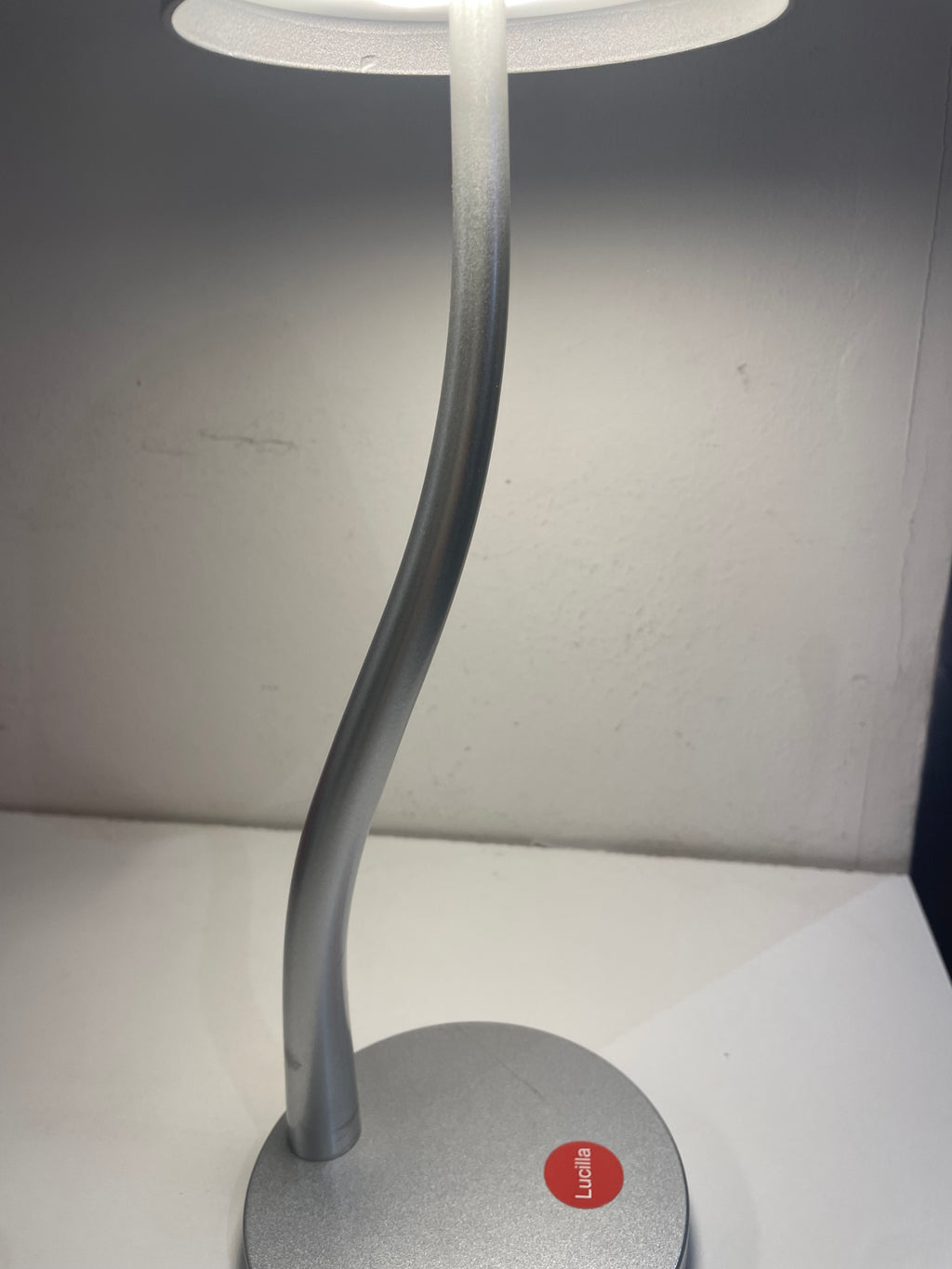 lampada tavolo VIRGOLA