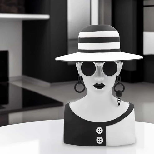scultura MRS WHITE
