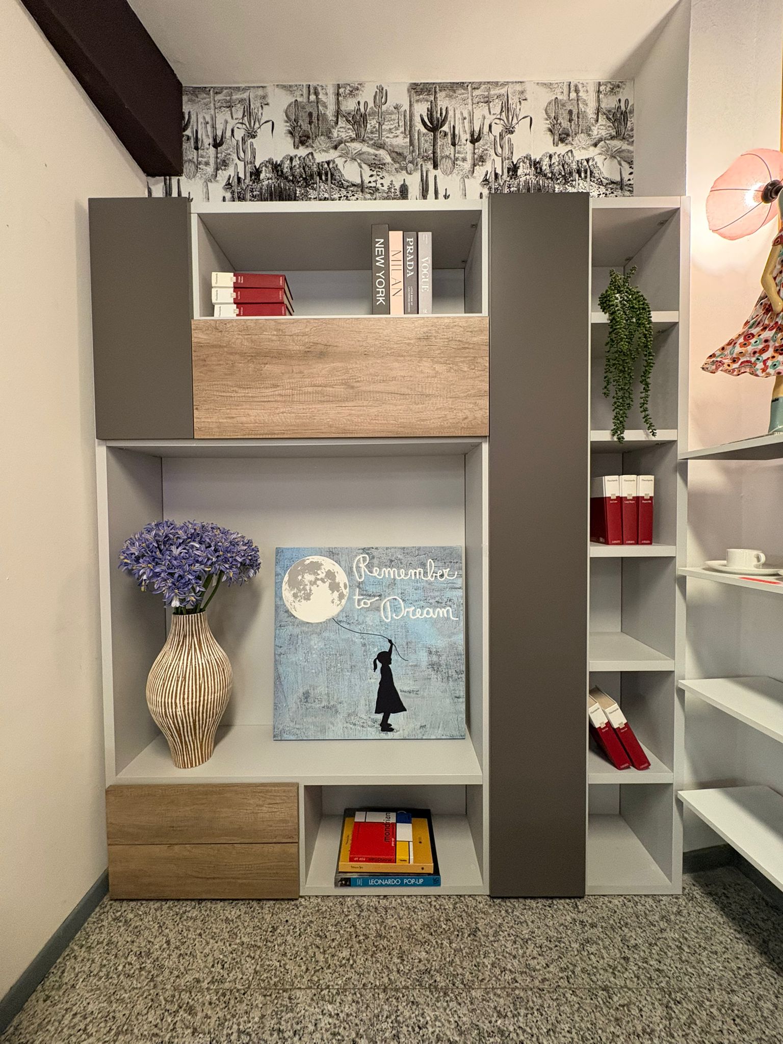 mobile libreria TV
